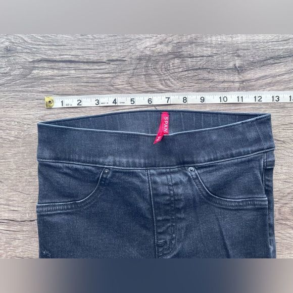SPANX Women's Distressed‎ Denim Skinny Pants size Xs - Picture 2 of 7